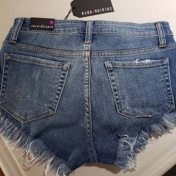 Fashion Nova (Brand New In Bag with Tags) - Picture 4 of 5